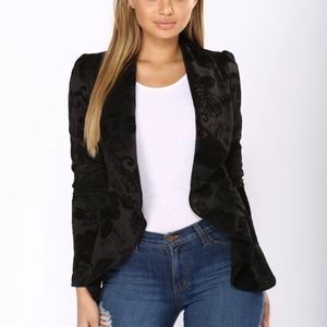 💫3/$60 Fashion Nova Velvet-Detail Blazer -- NWT